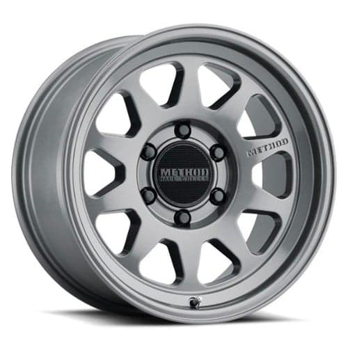 Method 316 Street 17x8 6x120 25 ET 67 CB Gloss Titanium (MR31678062825)